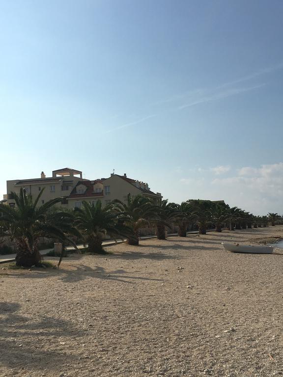 Villa Kastel Повляна Екстериор снимка