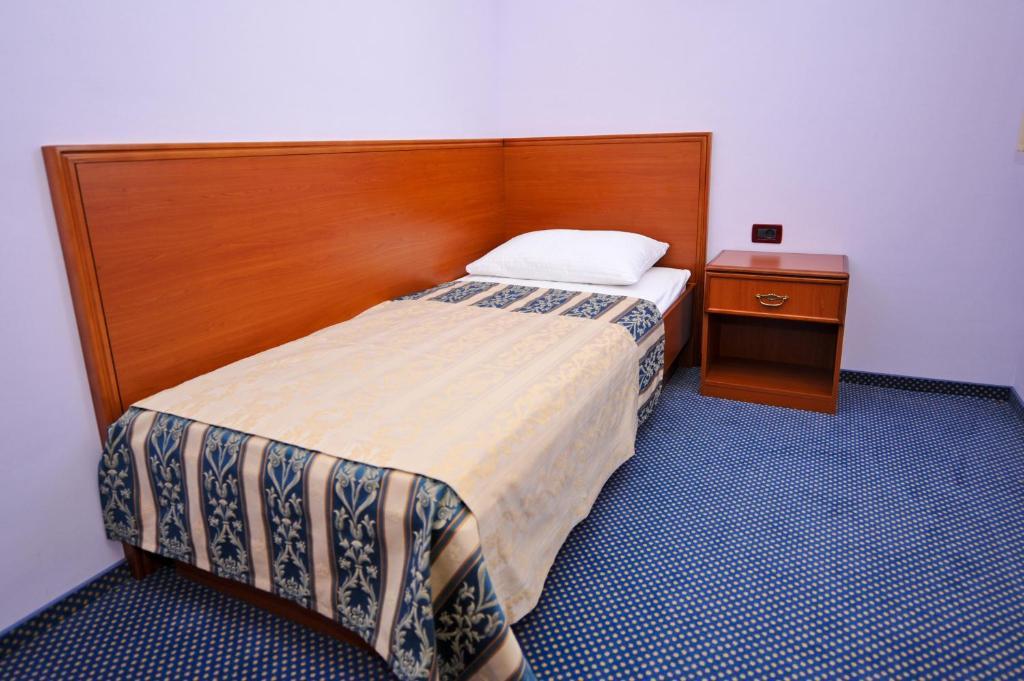 Villa Kastel Повляна Екстериор снимка