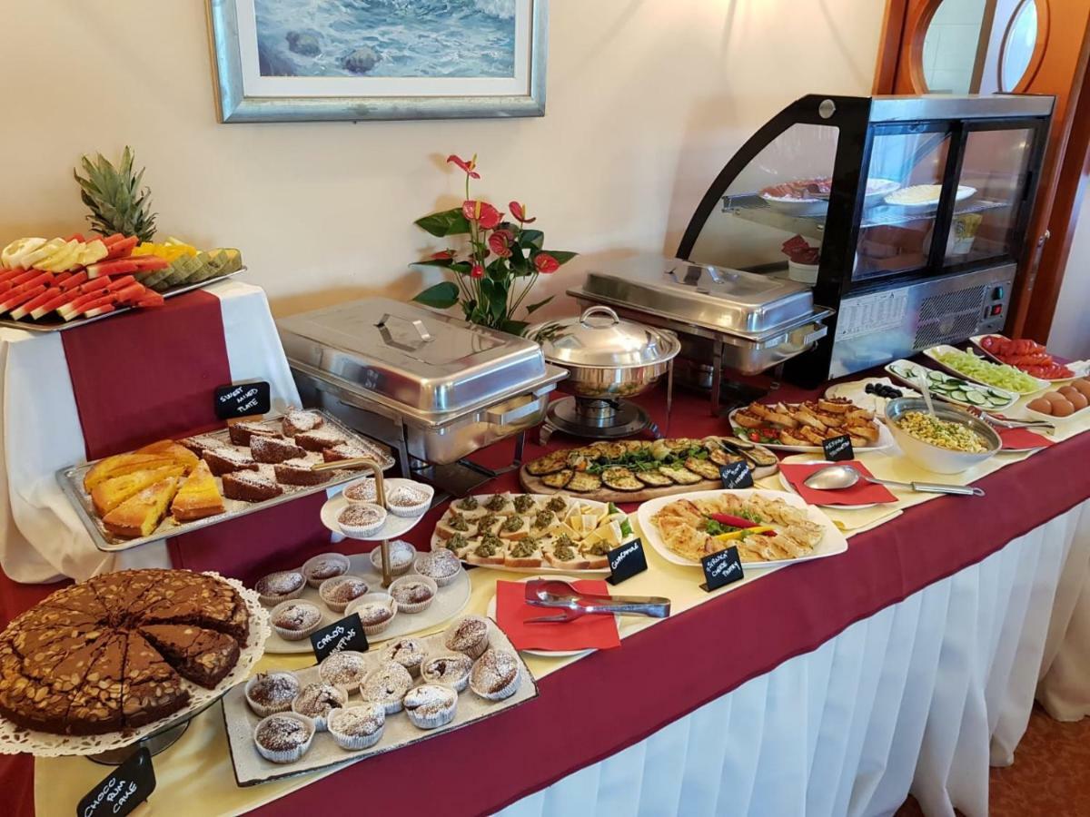 Villa Kastel Повляна Екстериор снимка